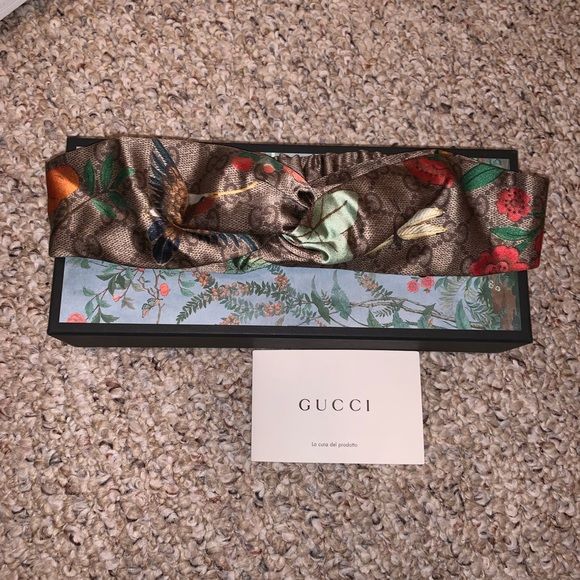 Gucci Accessories - Gucci Tian Silk Head scarf